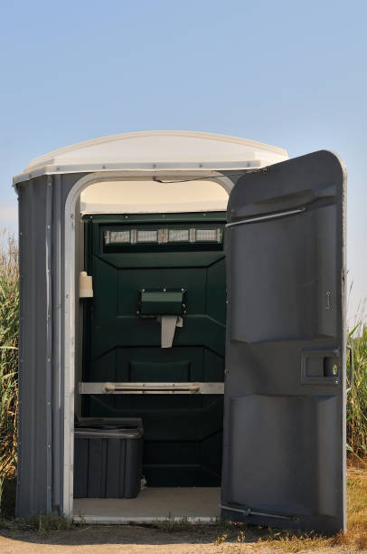 Best High-end porta potty rental  in Lakin, KS